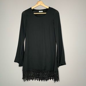 Tobi Black Long Flare Sleeve with Lace Dress